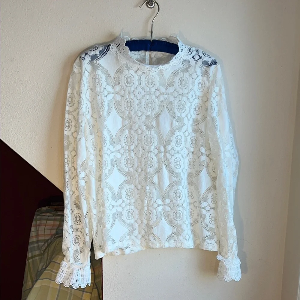 Elegant White‎ Lace Women's Top